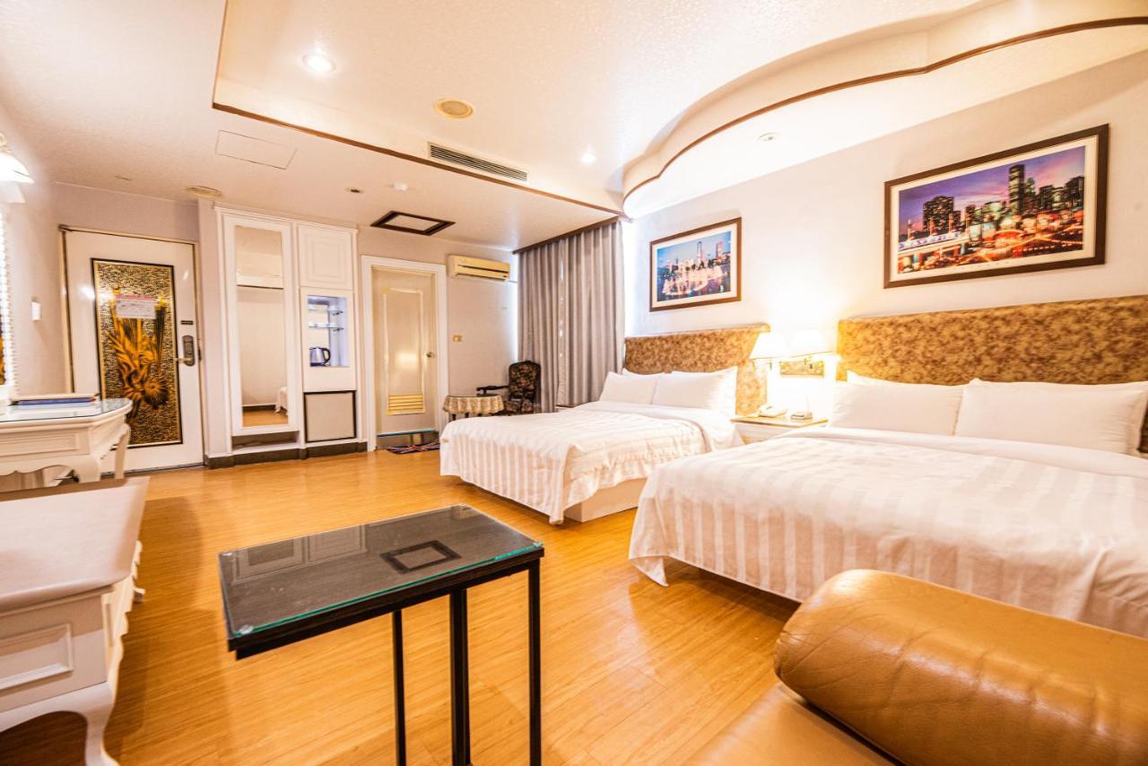 Wenpin Hotel - Pier 2 Kaohsiung Exterior photo