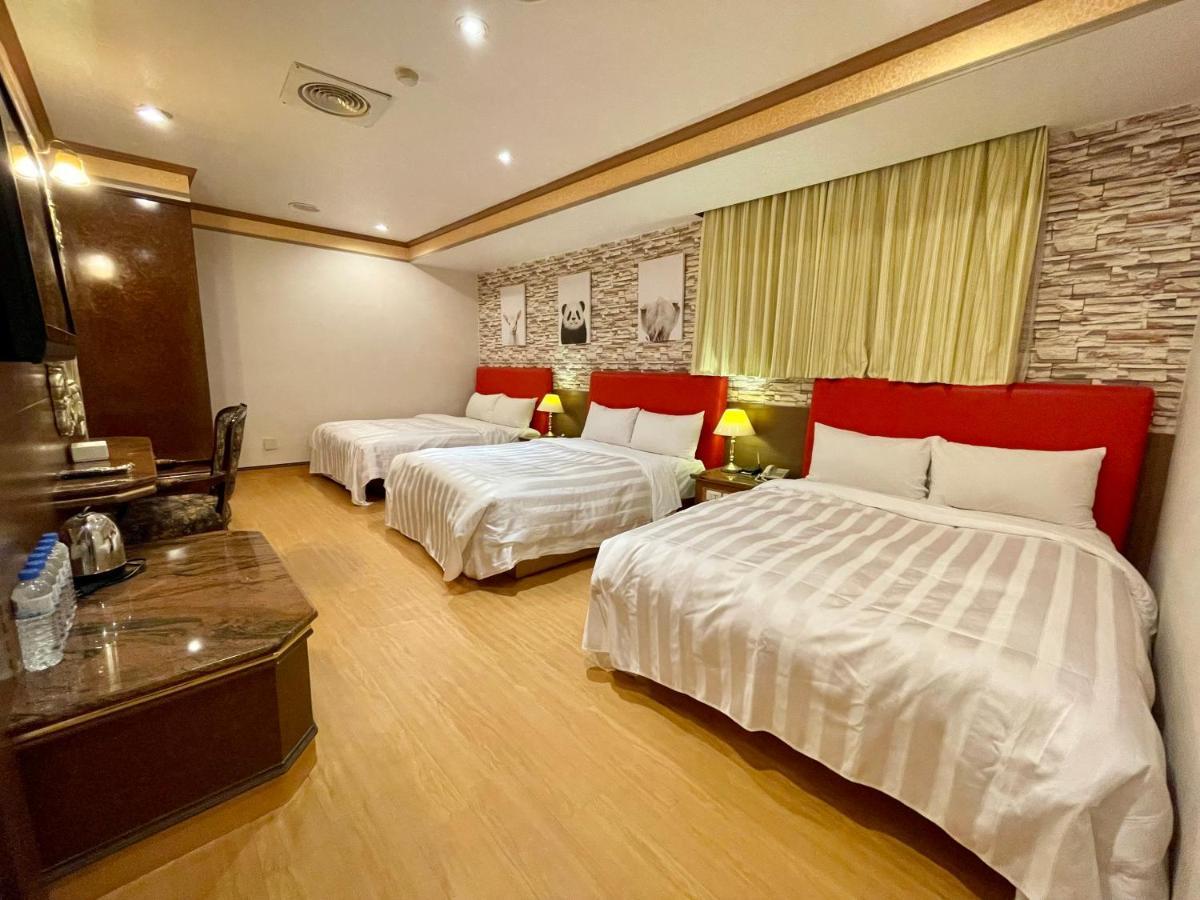 Wenpin Hotel - Pier 2 Kaohsiung Exterior photo